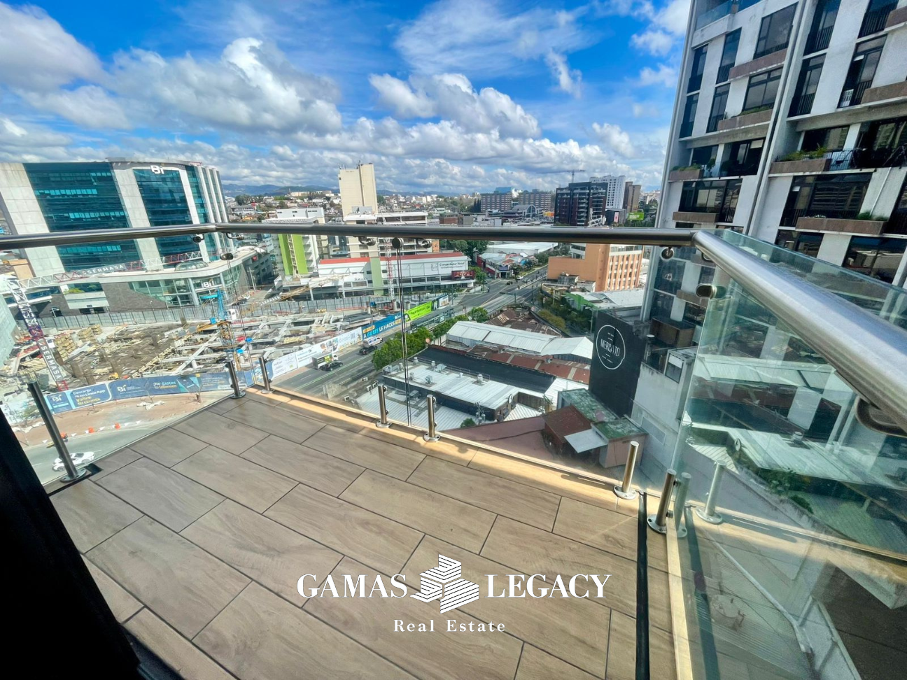 Apartamento en renta Edificio QUO, Zona 4